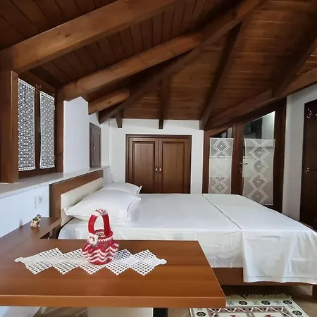 Master Panzió Berat