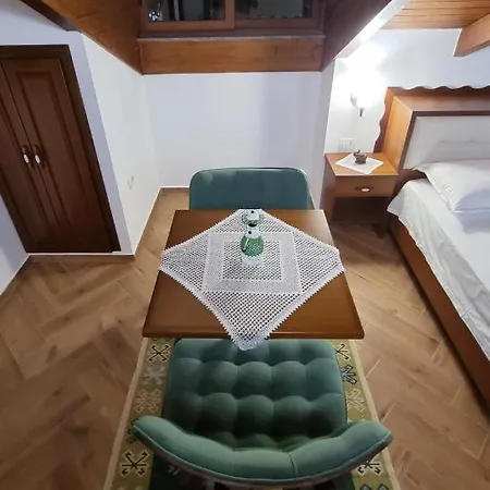 住宿加早餐酒店 Master 4*