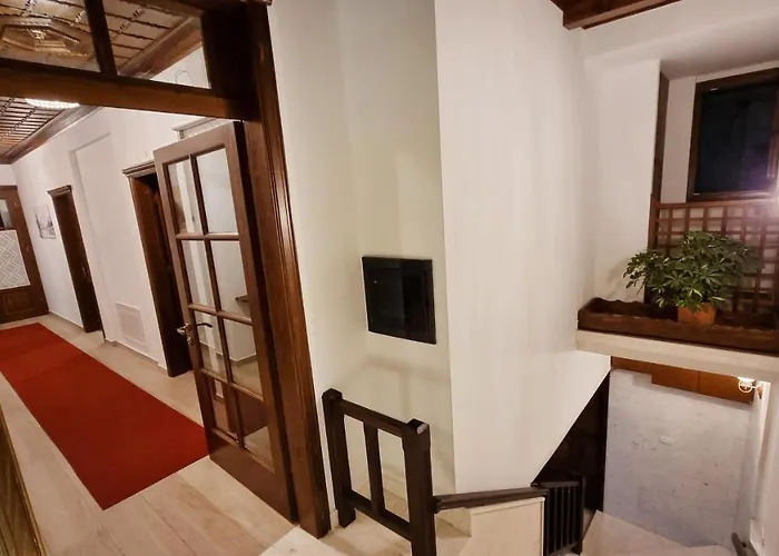 Bed and breakfast Master 4*