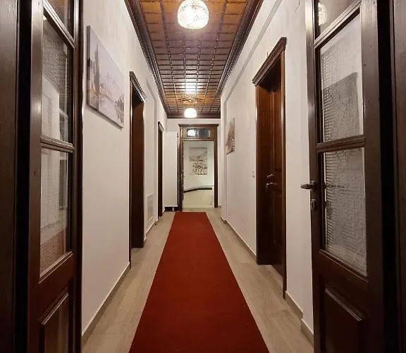 Master Bed & Breakfast Berat