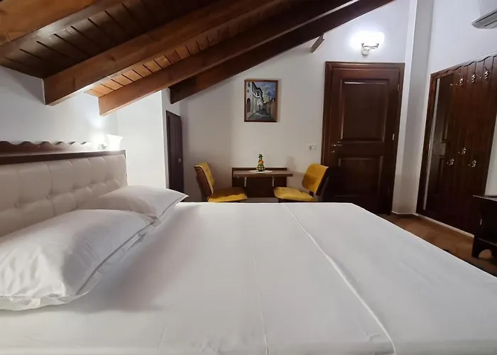 Bed & Breakfast Master